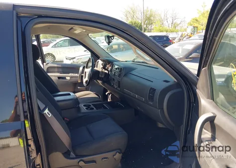 2011 Chevrolet Silverado 1500 Lt from USA, damaged, VIN 1GCPKSE30BF228913